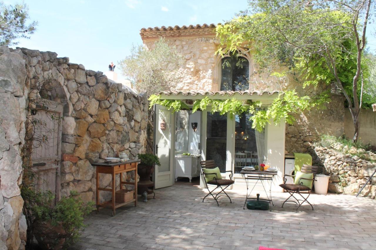 Sitges Hill Retreats-Masia Nur 22 Bedrooms Divided Over 9 Houses For Max 44 Guests Canyelles  Exterior foto